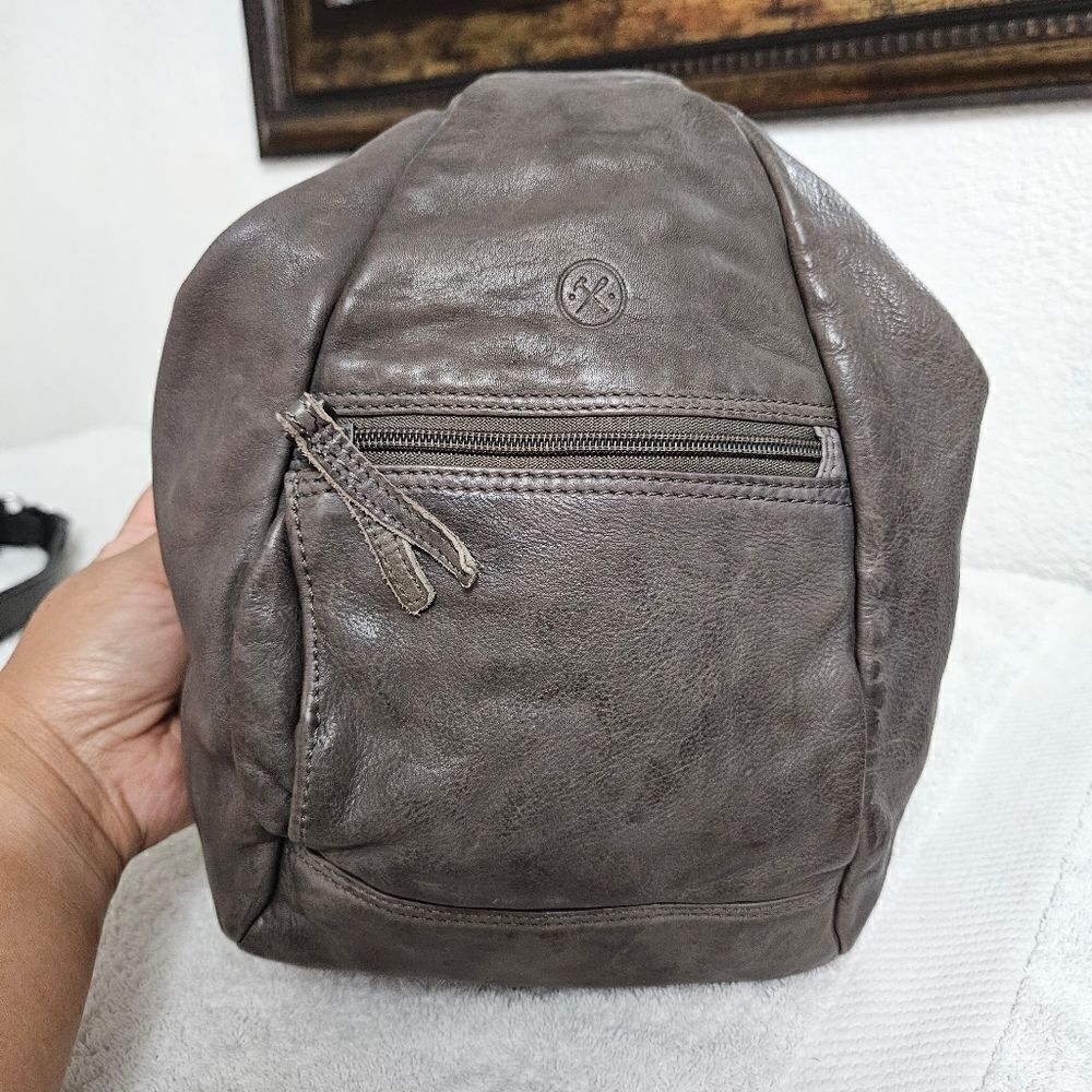 Hide & stitches 2 way bag